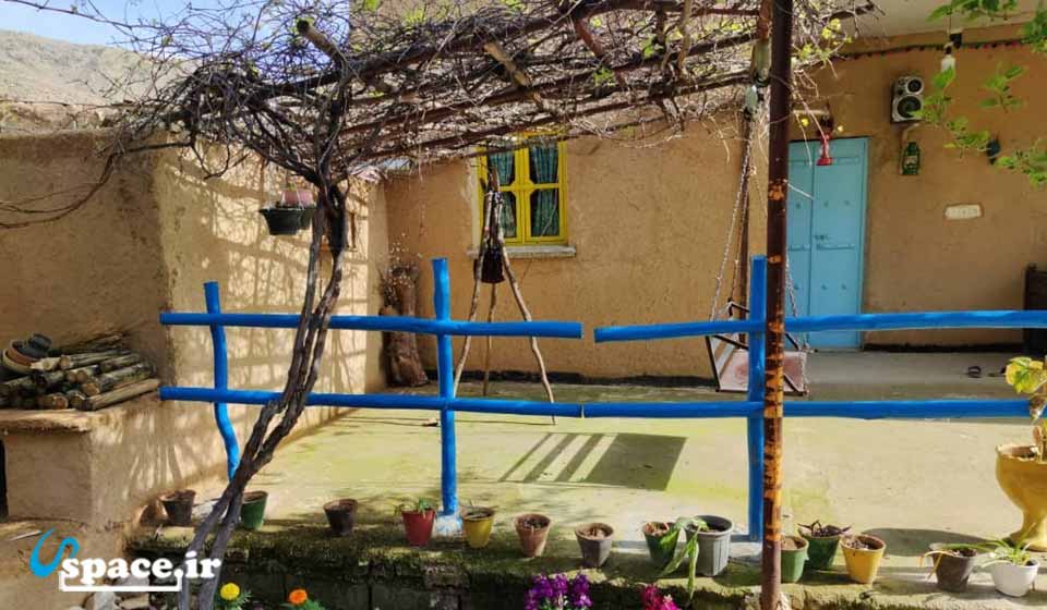 نمای محوطه اقامتگاه بوم گردی لچک - ایذه - روستای خنگ اژدر
