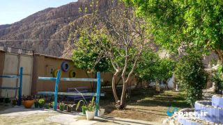محوطه سرسبز اقامتگاه بوم گردی لچک - ایذه - روستای خنگ اژدر
